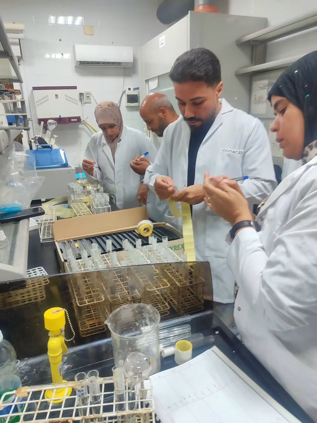 تواصل الاعمال البحثية - صورة 2